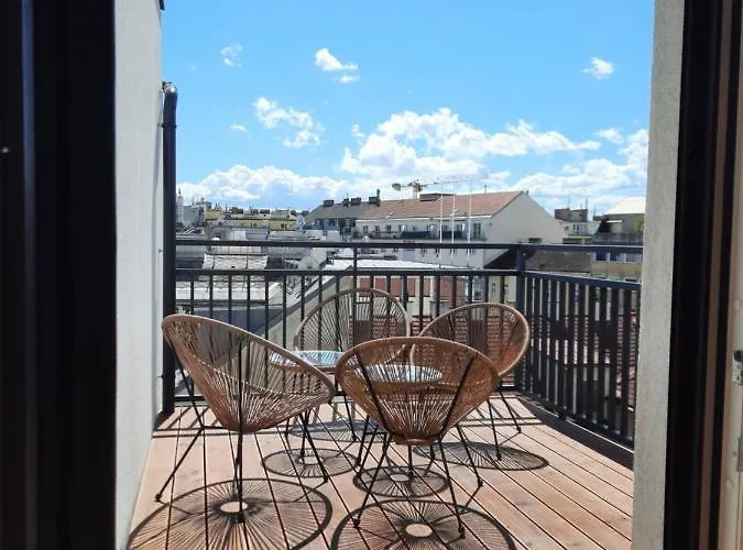 Skysuite Apartment *